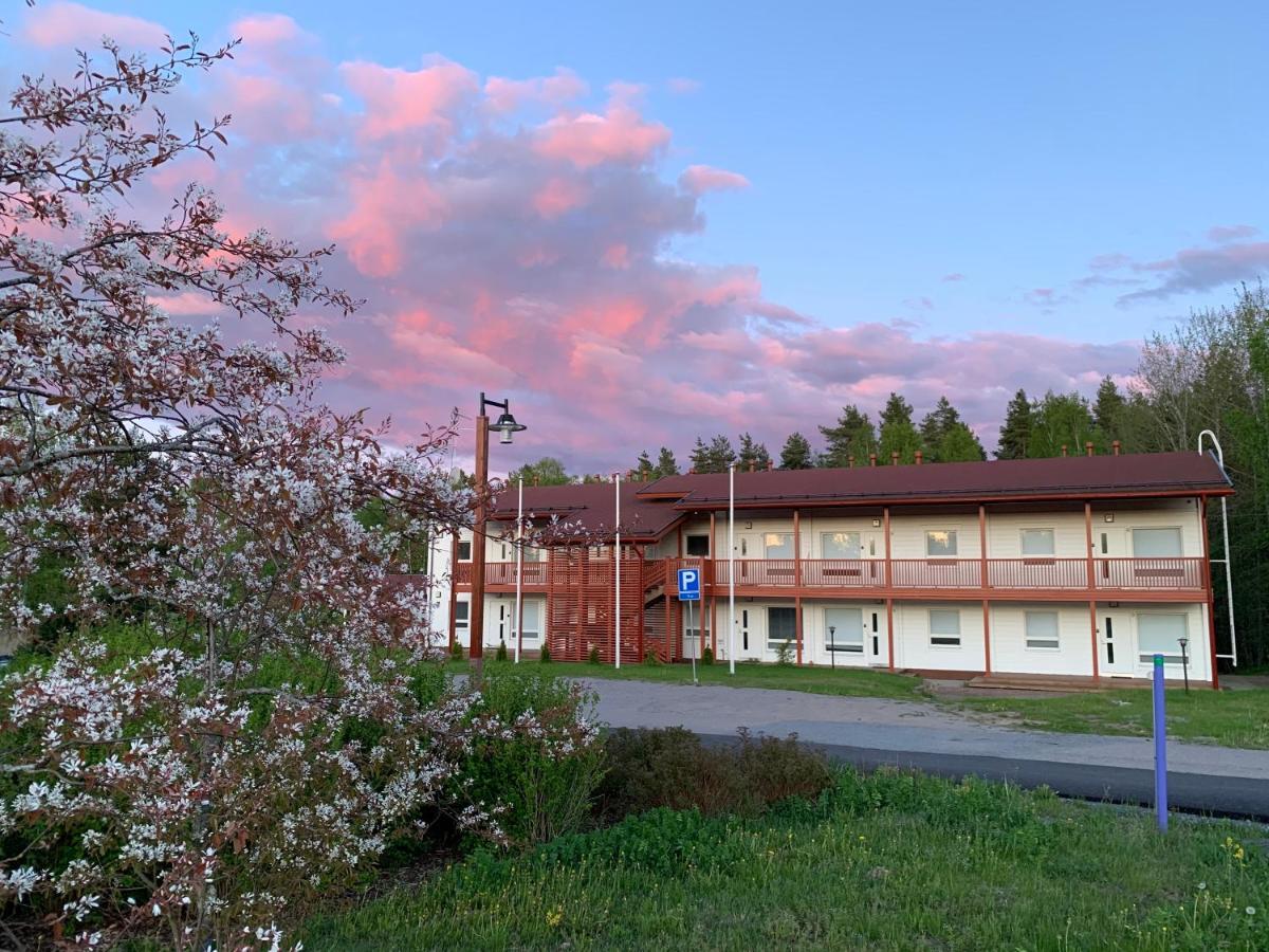 Rauhan Marinella Village Virasoja Buitenkant foto